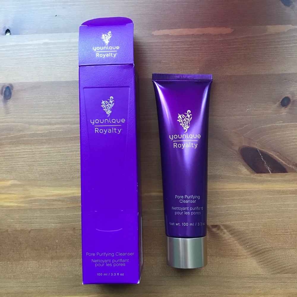 Younique Royalty Pore Purifying Cleanser - RETIRED